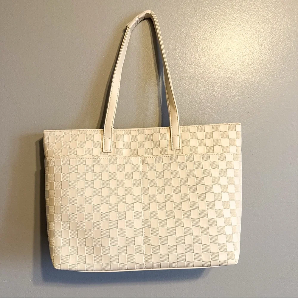 Tahari Delta Shopper Tote Bag Bone Checkered NWT Large Shoulder Bag - Picture 3 of 5